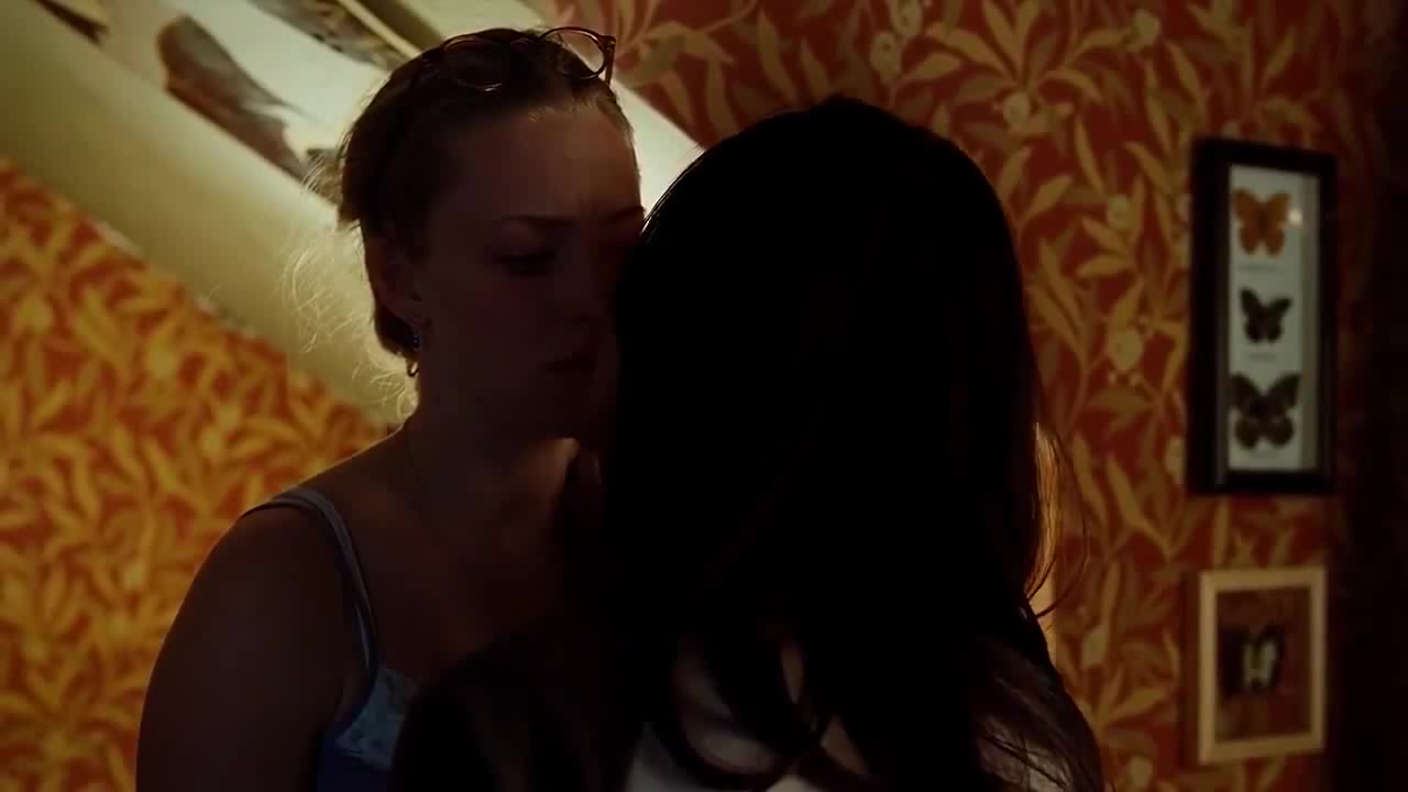 Full jennifers body lesbian scene