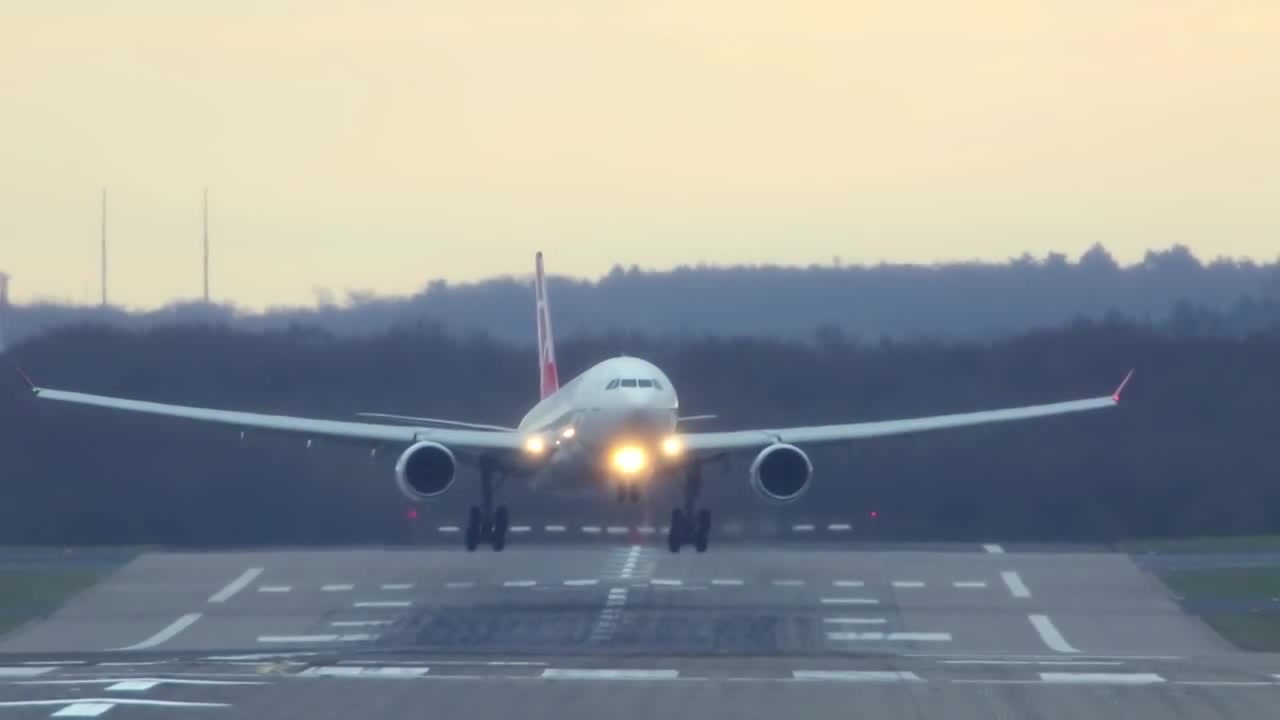 STORM Crosswind Landings at Düsseldorf Airbus A380 A340 Boeing