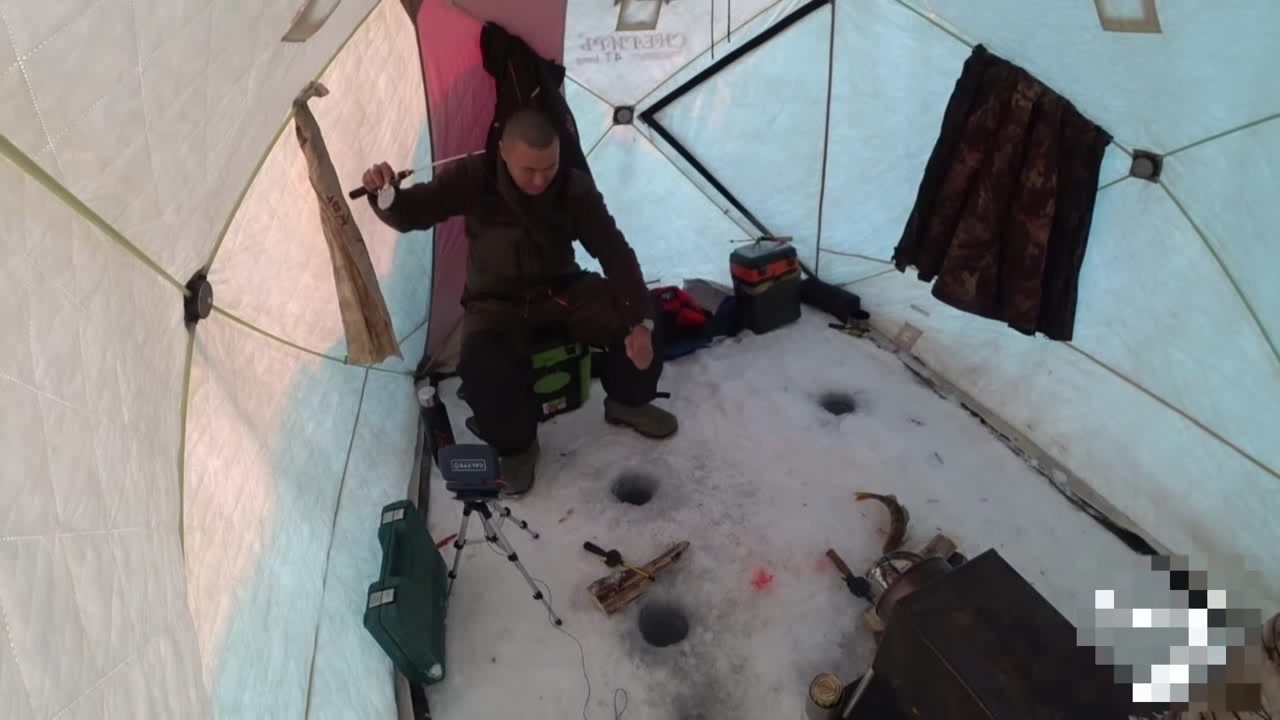 Ice Fishing Fail.
