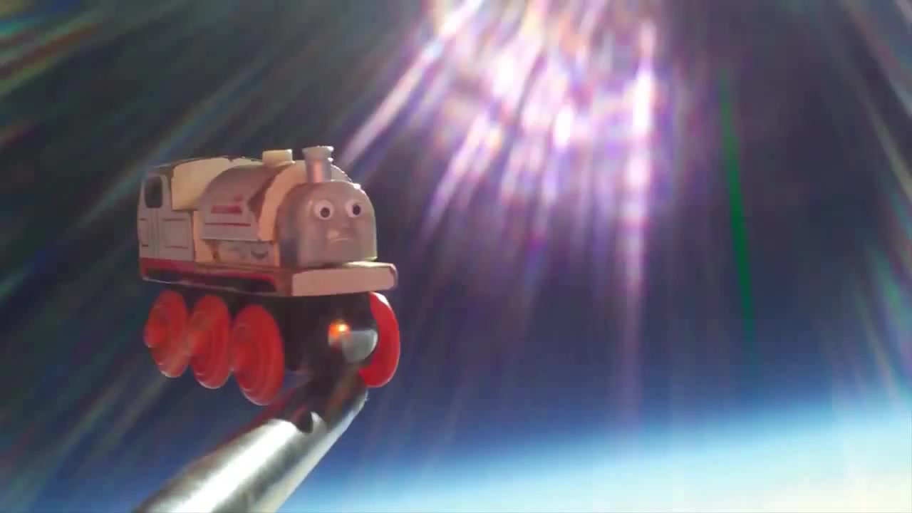 A Toy Train in Space Interstellar version Coub The Biggest Video