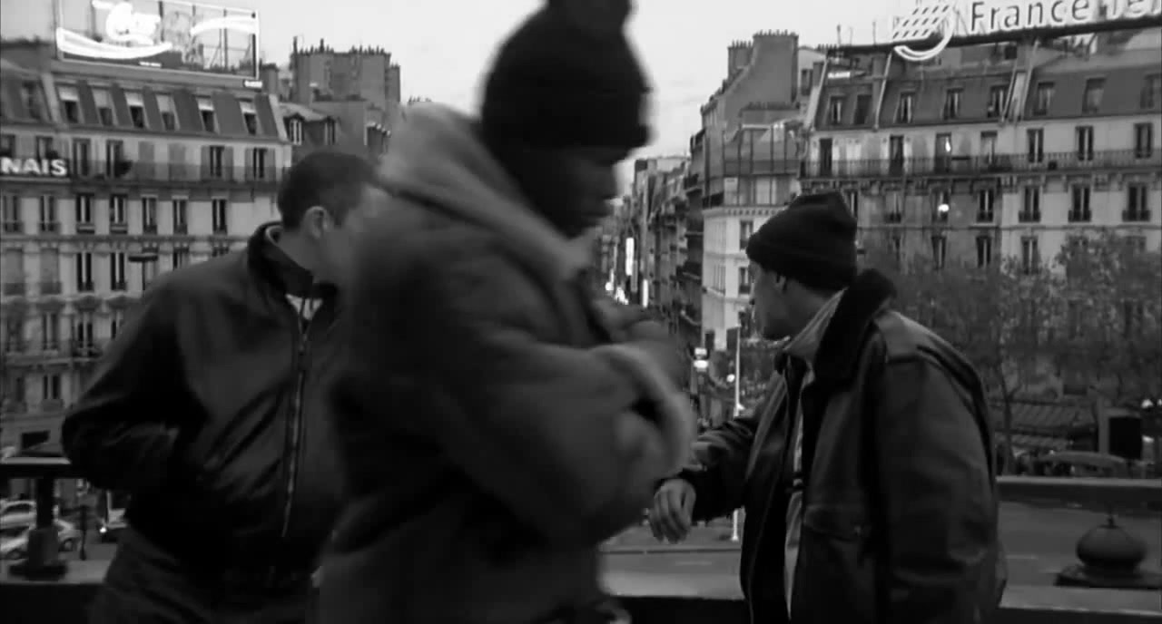 la-haine-hate-1995-the-most-awesome-vertigo-effect-dolly-zoom