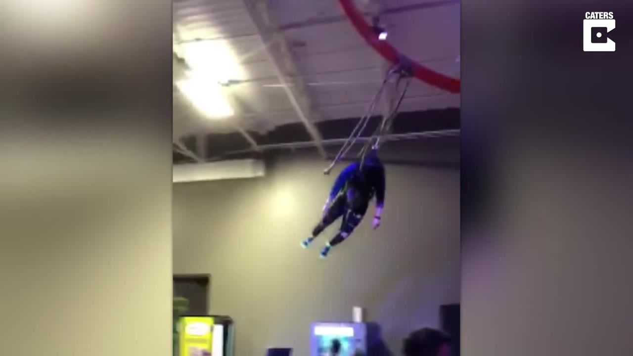 Guy Acts Like He's Dead On A Zipline Girl Plays Dead While Going Around A Zipline - Coub - The Biggest Video