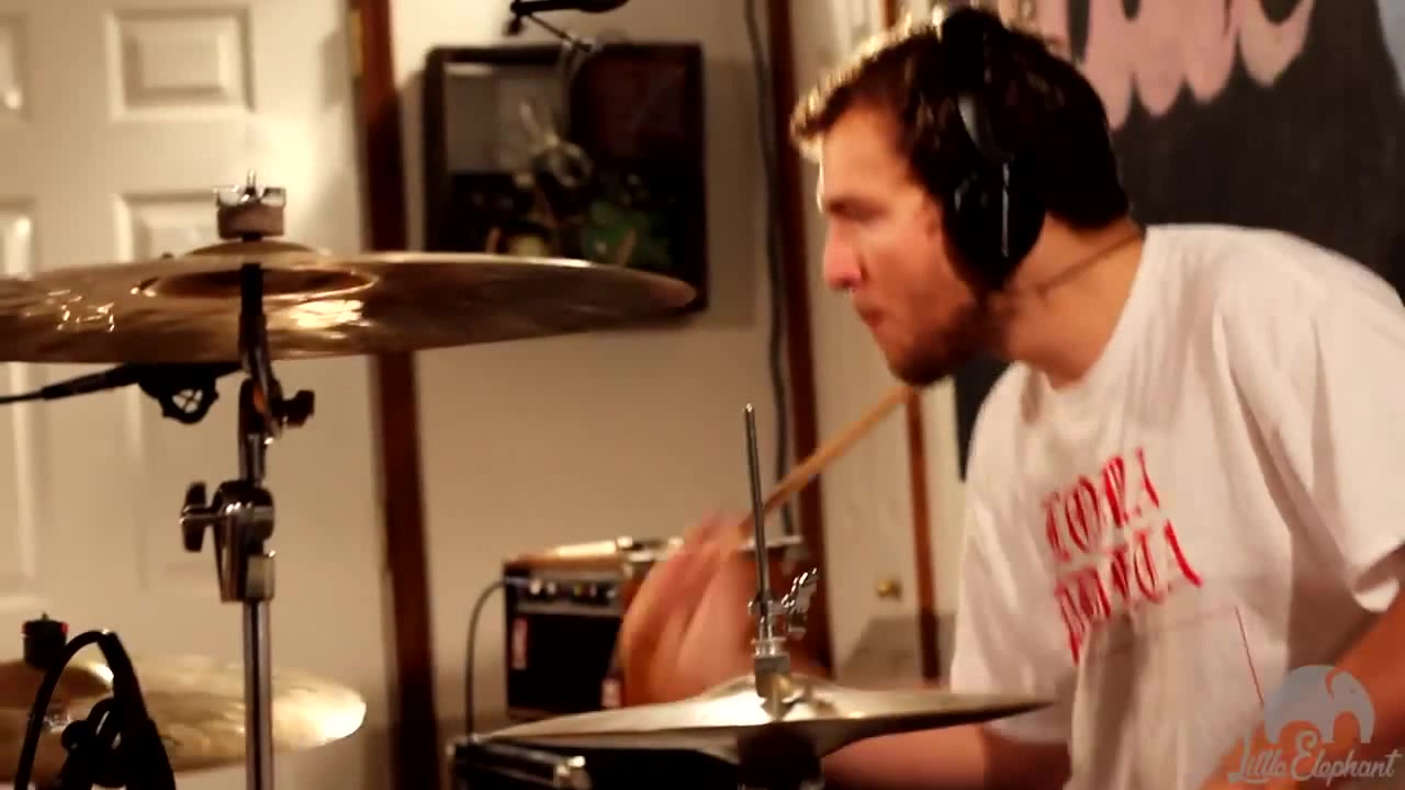 Mom Jeans Girl Scout Cookies Live at Little Elephant (3/3) Coub