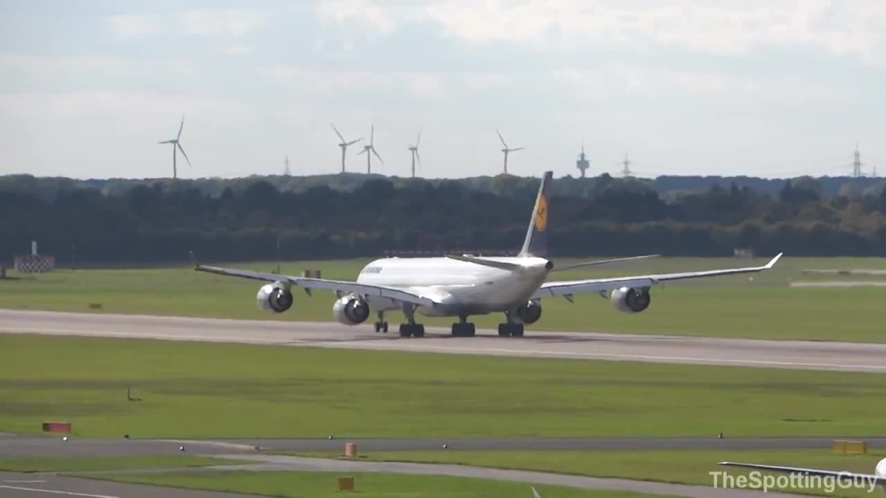 Airbus A340-600 - Lufthansa - Takeoff @ Düsseldorf - Coub - The Biggest ...
