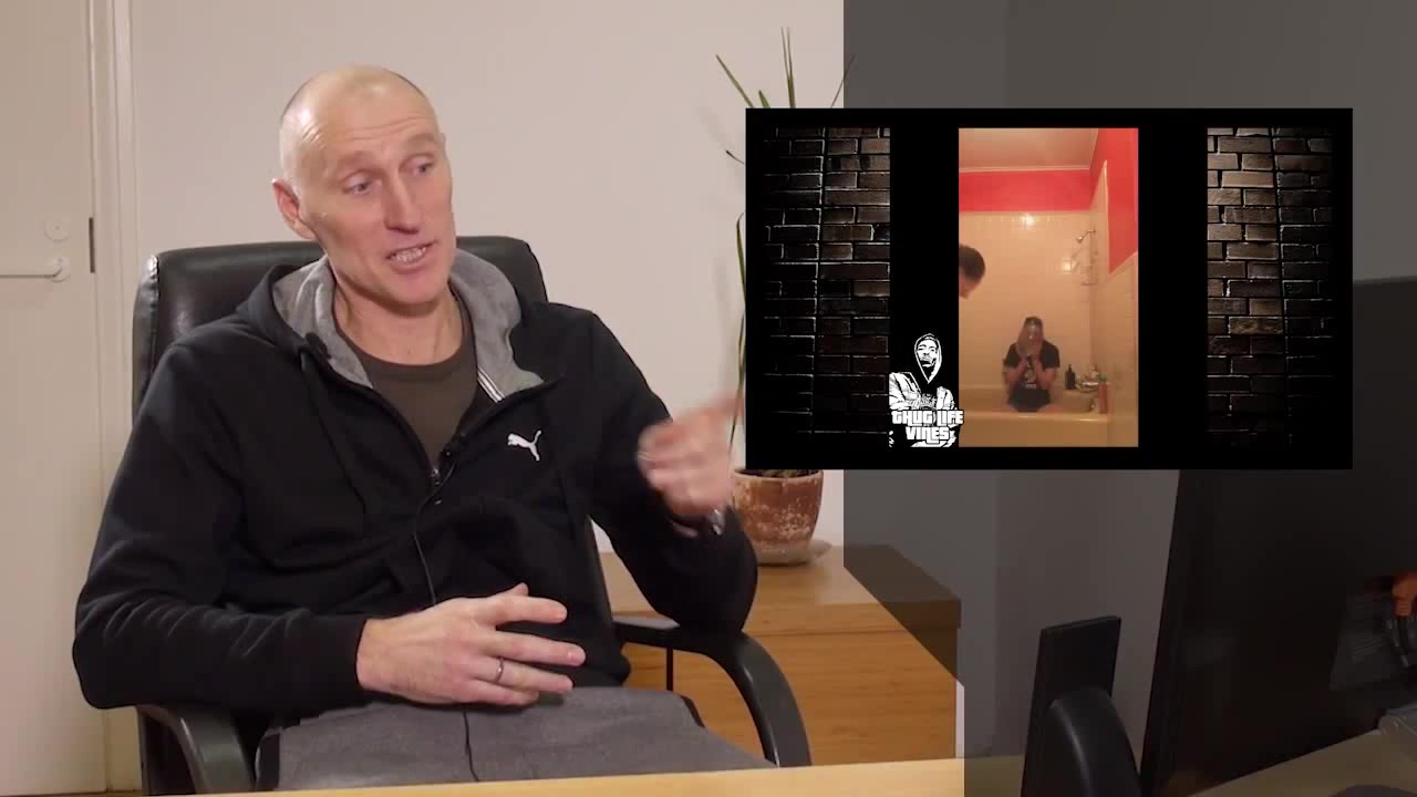 Лысый из бразерс шутит - Coub - The Biggest Video Meme Platform