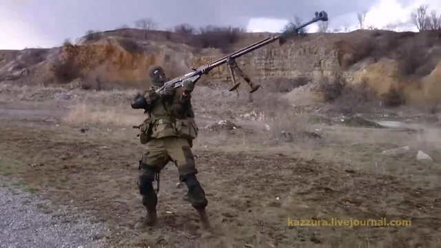 Shoulder Firing a PTRS-41 (Simonov anti-tank rifle) - Coub - The ...