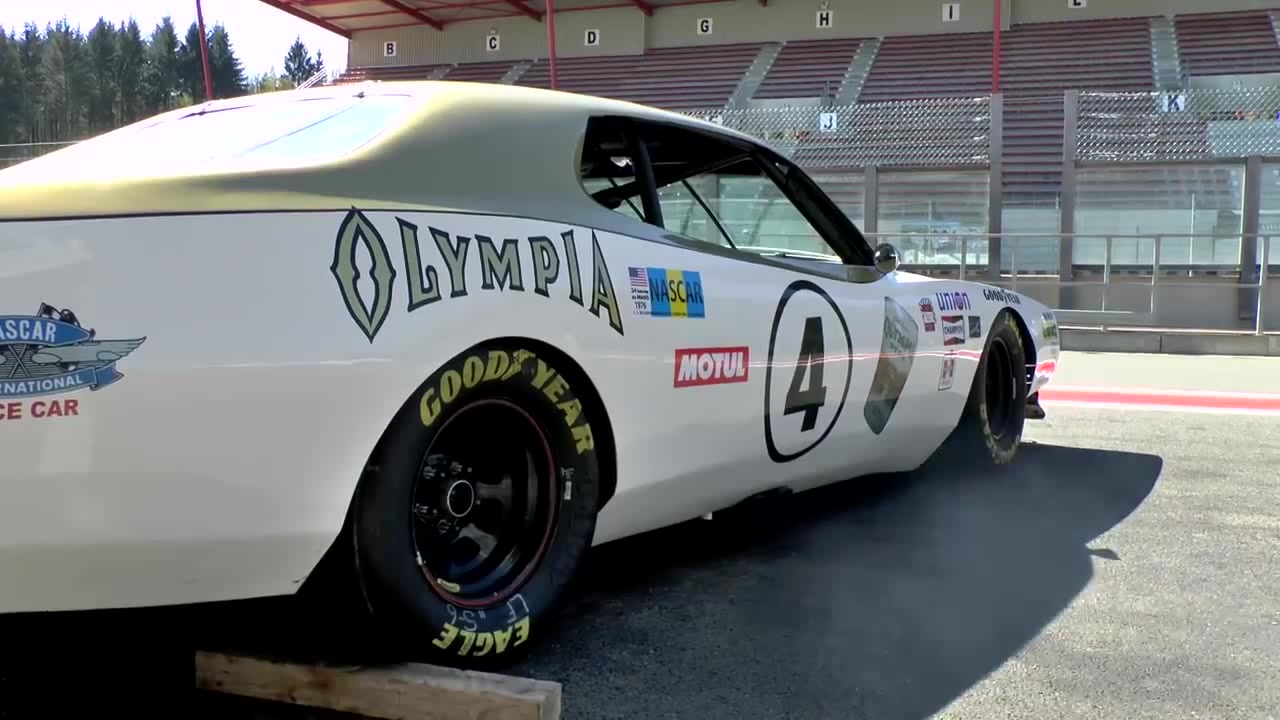 The Sound of Nascar 1976 Olympia Charger INSANELY LOUD START UP SOUND