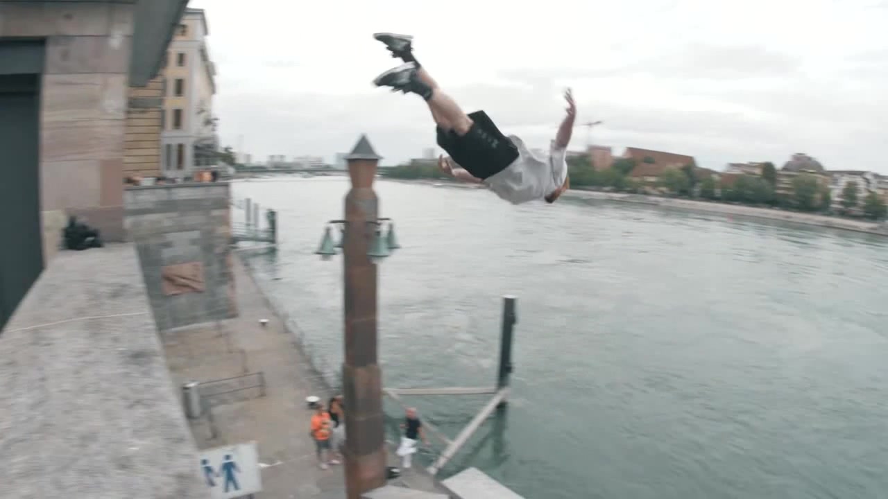 Parkour Diving In Basel River Rhine 🇨🇭 Coub The Biggest Video Meme