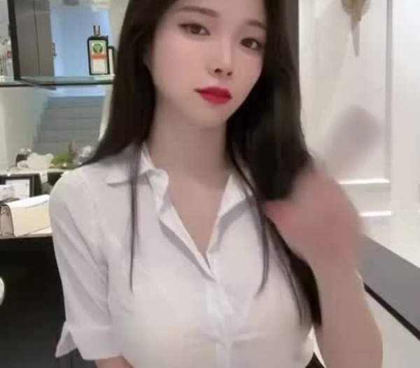 Korean webcam girl